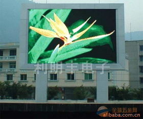 LED網格屏全解析 從P10到P12的應用與選購指南